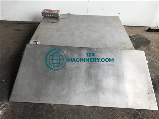 Ian Fellows Stainless platform scale
