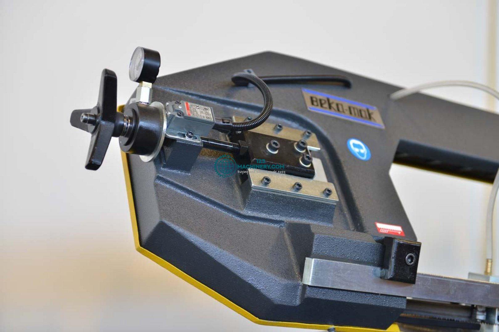 Pokaż ogłoszenie Semiautomatic band saw HESSE by BEKA-MAK BMSY 270