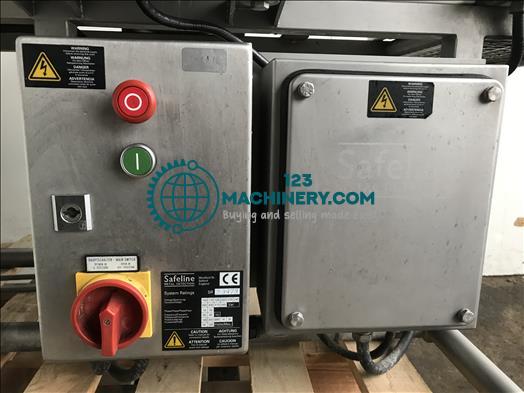 Safeline Signature Metal Detector