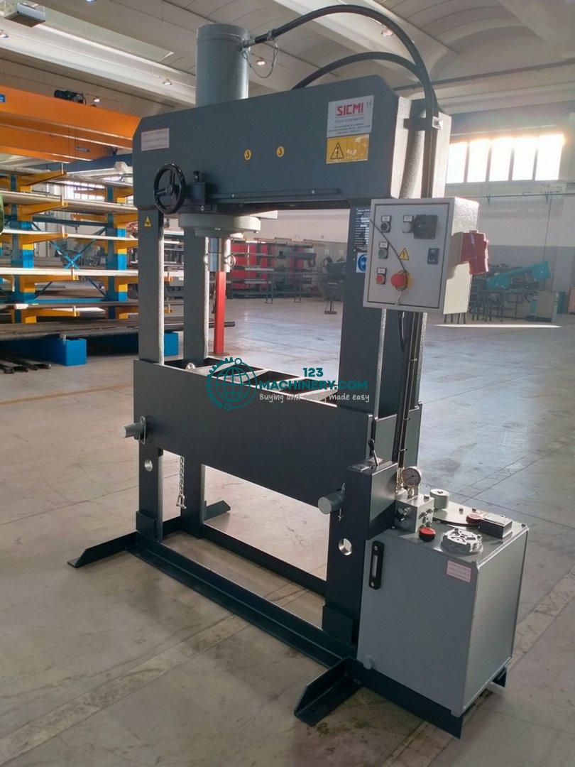 Hydraulic workshop press SICMI PSS 100 M