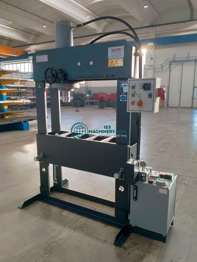 Показывать рекламу Hydraulic workshop press SICMI PSS 100 M