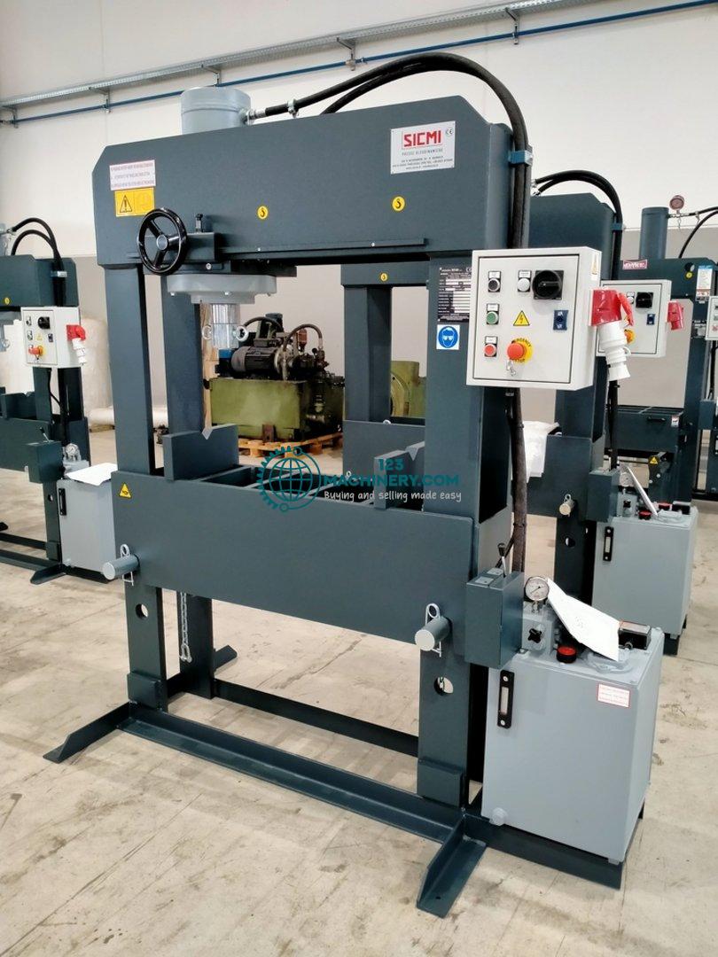 Показывать рекламу Hydraulic workshop press SICMI PSS 100 M