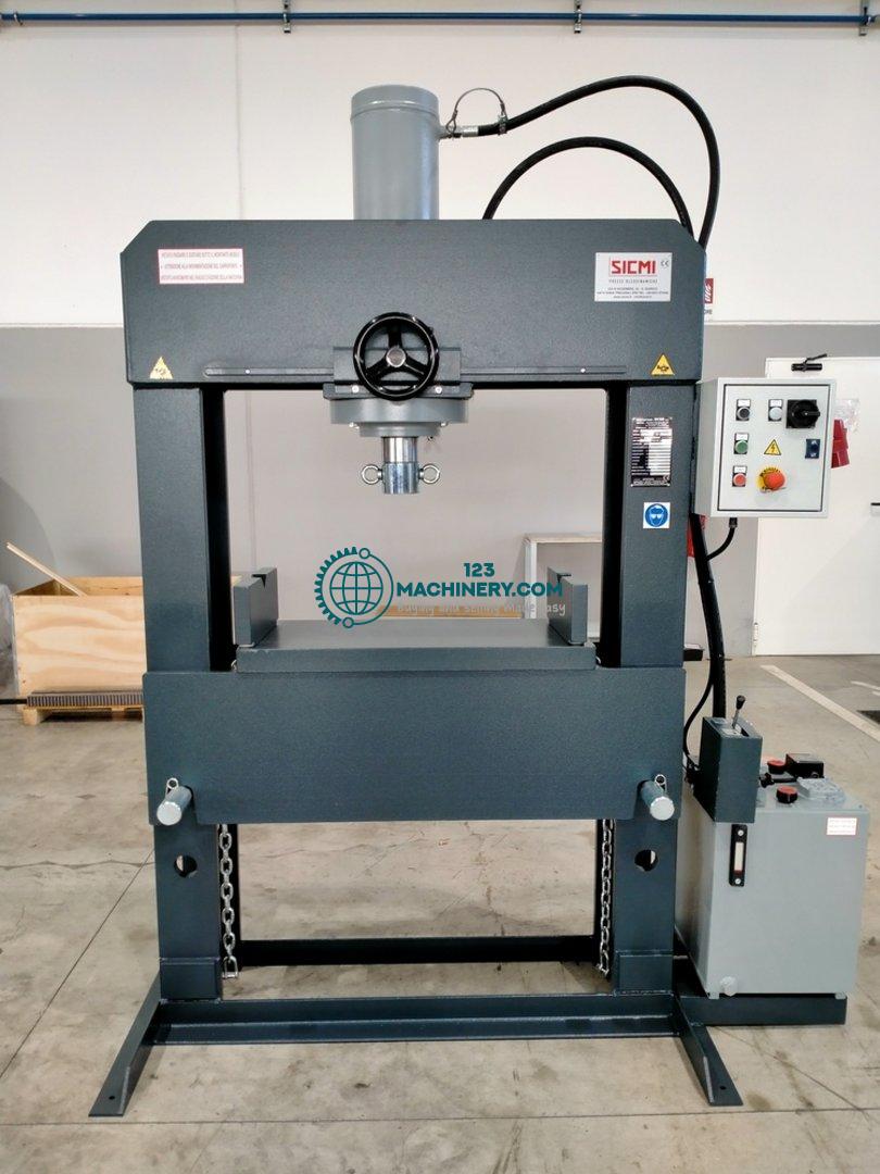 Показывать рекламу Hydraulic workshop press SICMI PSS 100 M