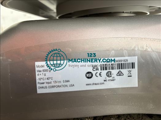 Ohaus Valor2000 platform scale