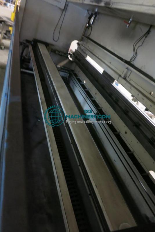 Abkantpresse - hydraulisch