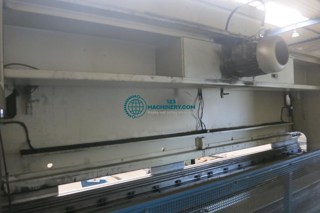 Abkantpresse - hydraulisch