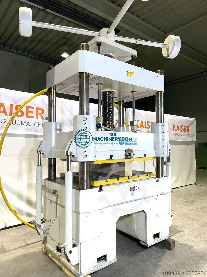 Toon advertentie AGEO SP 60 / 1000 Viersäulenhandspindelpresse