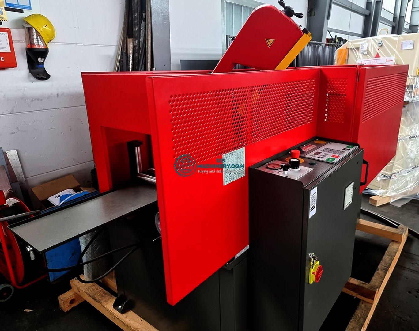 Fully automatic band saw BIANCO 330 AE PLC