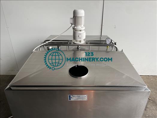 Show advert Freezepack 500l mixing tank