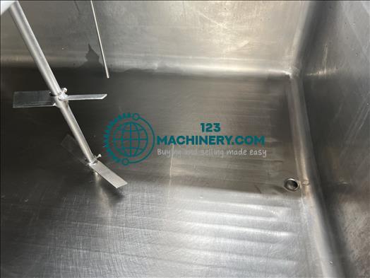 Show advert Freezepack 500l mixing tank