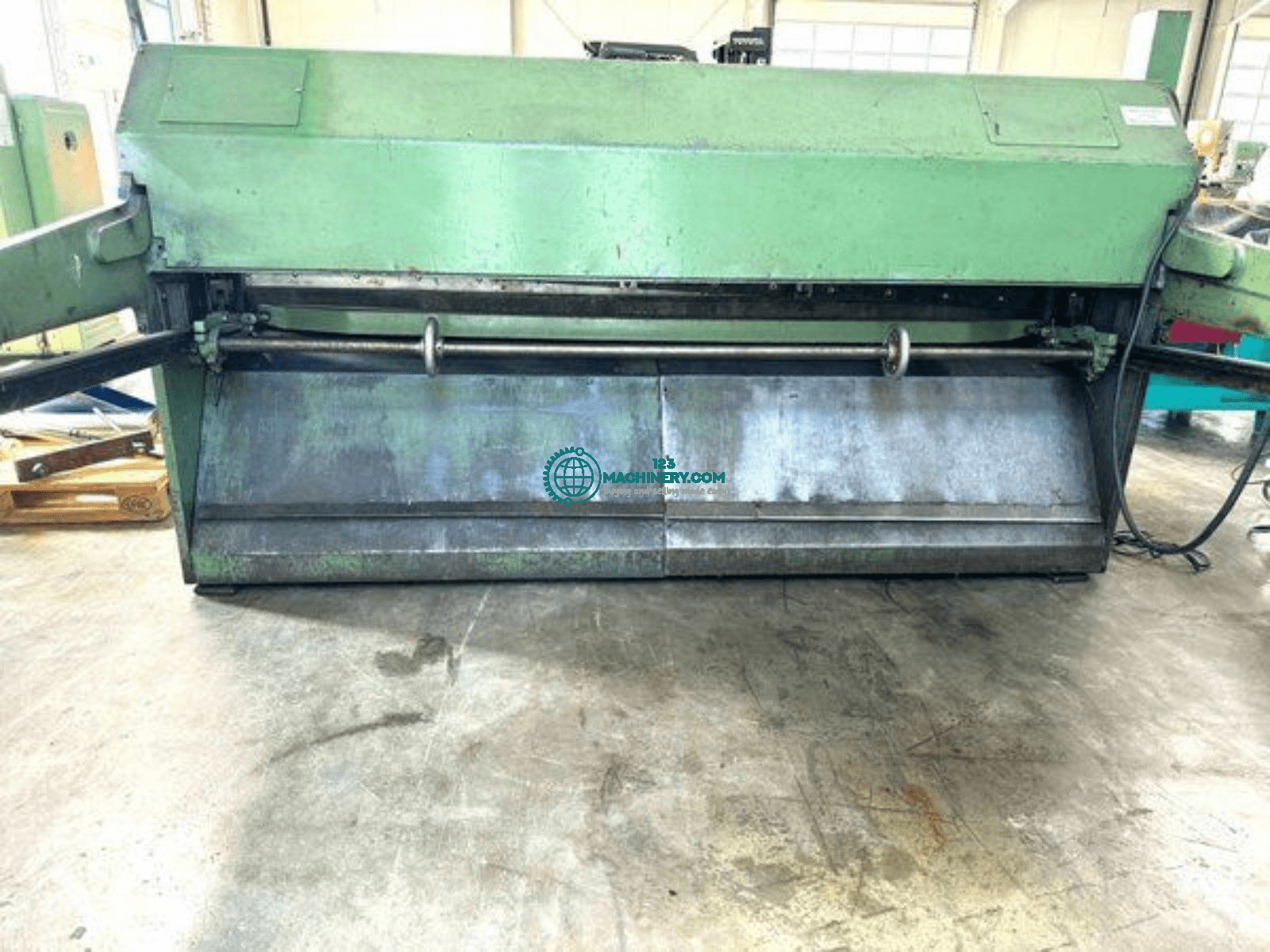 Toon advertentie HUTTENLOCHER Schlagschere