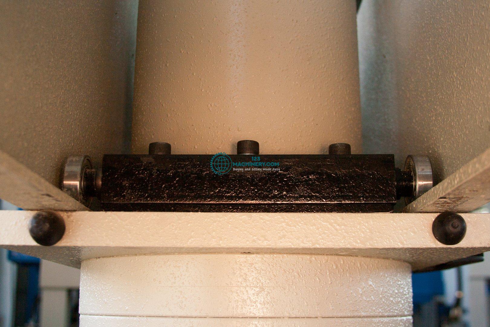 Hydraulic workshop press HESSE by LFSS DPM-K 1040-80