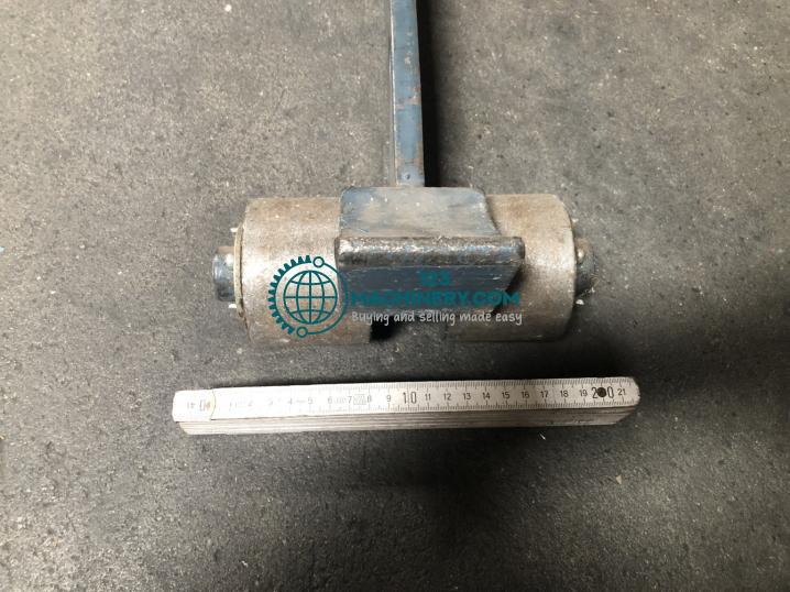 Показывать рекламу Kuhfuß mit Rollen