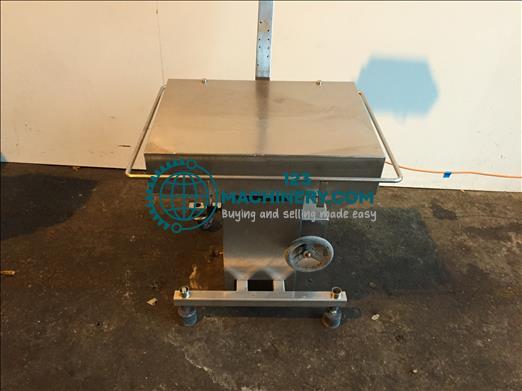 Ohaus 55 Stainless scales