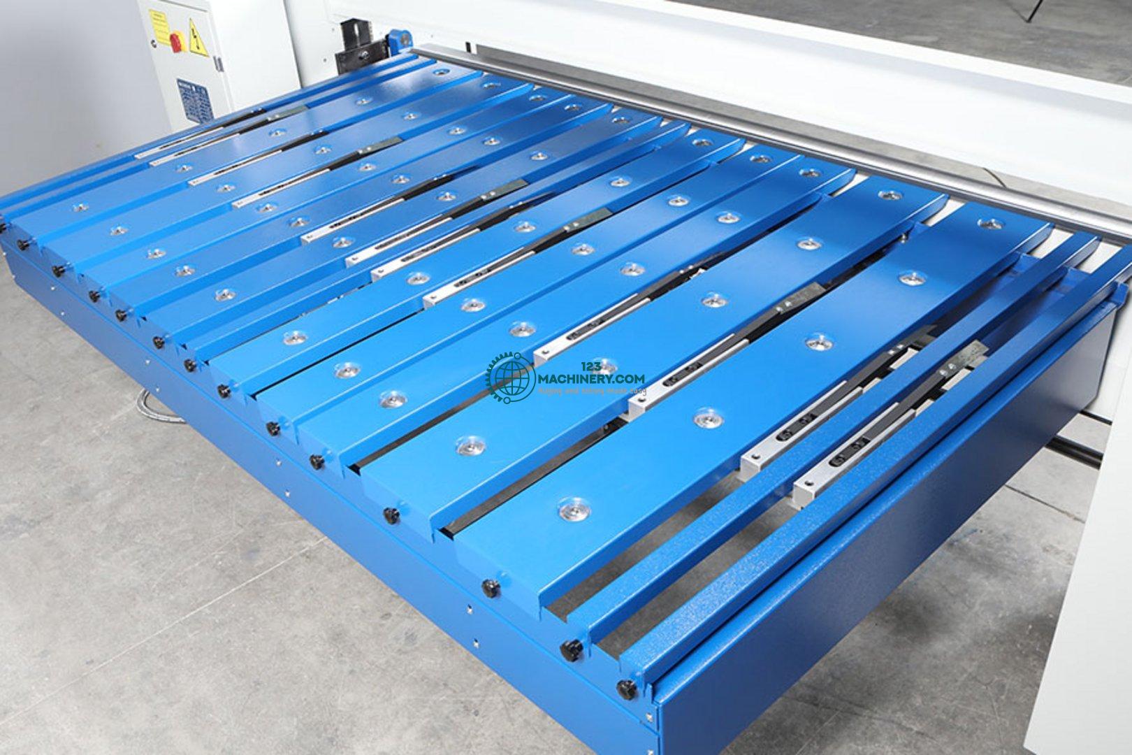 Motorized folding machine ERBEND MFG 2515