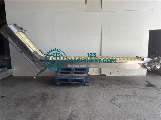 Toon advertentie NNP Flighted elevator conveyor