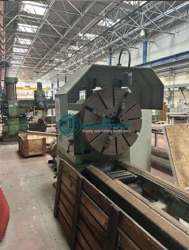 Leit- und Zugspindeldrehmaschine