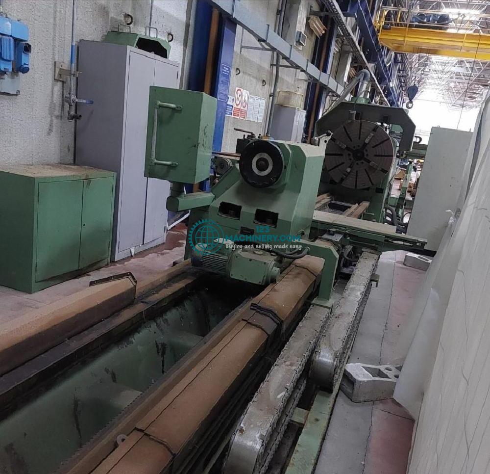 Leit- und Zugspindeldrehmaschine