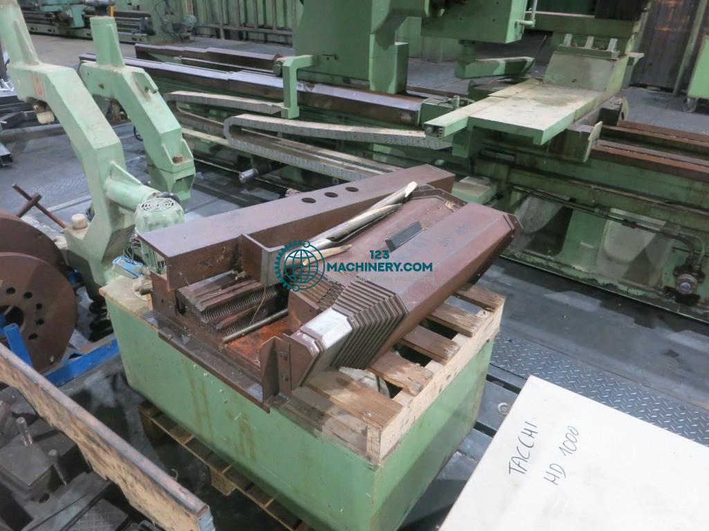 Leit- und Zugspindeldrehmaschine