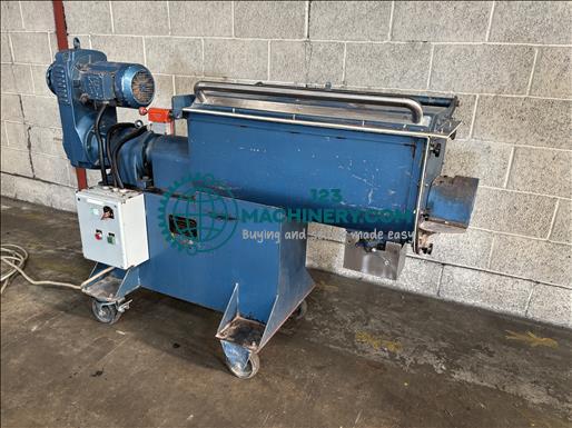 Winkworth GU13 Ribbon blender