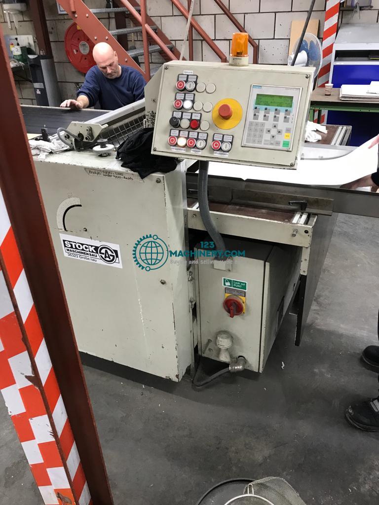 Machine à plastifier semi-automatique Spot et Full