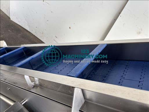Show advert Maverick Automation Flighted elevator conveyor