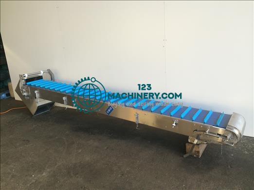 Show advert NNP Flighted elevator conveyor