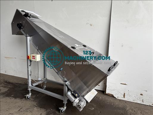 Показывать рекламу NNP Flighted elevator conveyor