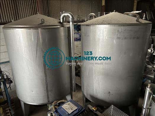 Mostrar anuncio NNP 2004 Tanques de retención de 5000l