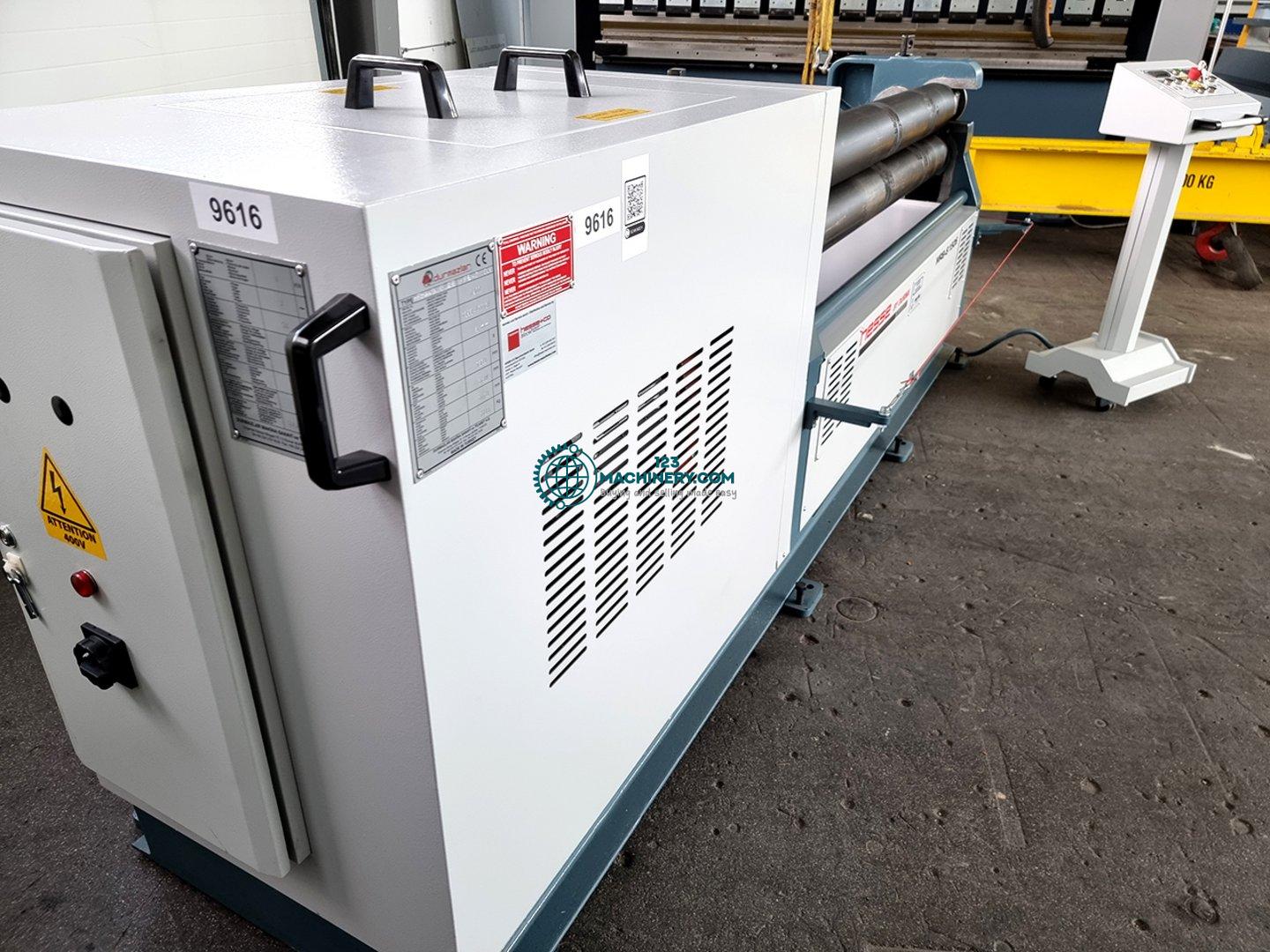 Motorized 3-roll plate bending machine HESSE by DU